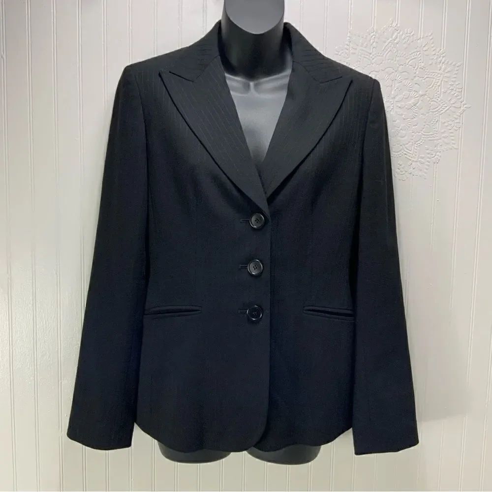ANN TAYLOR Wool blend blazer